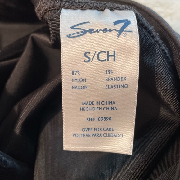 3/$25!! Seven7 ULTRA HIGH RISE SCULPTING LEGGING - Picture 6 of 9